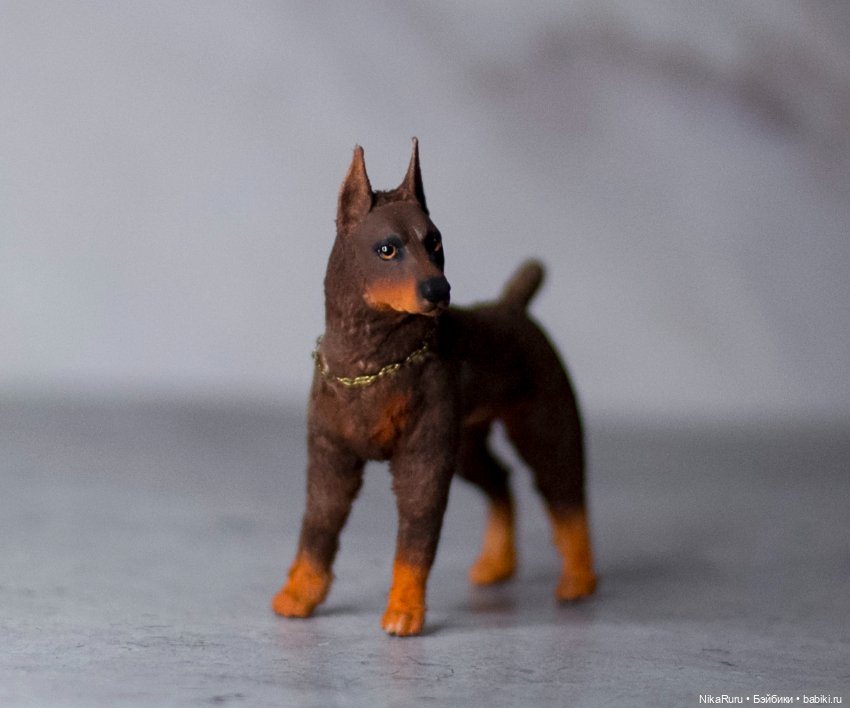 Доберман собака для Барби формат 1/6 в смешанной технике (фото 5)