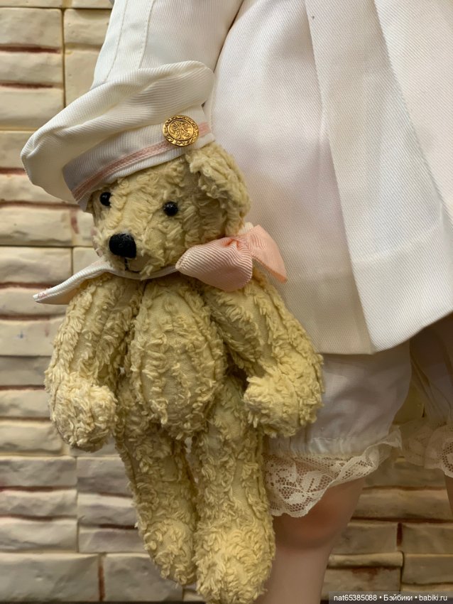 Кукла фарфоровая коллекционная (фото 6)