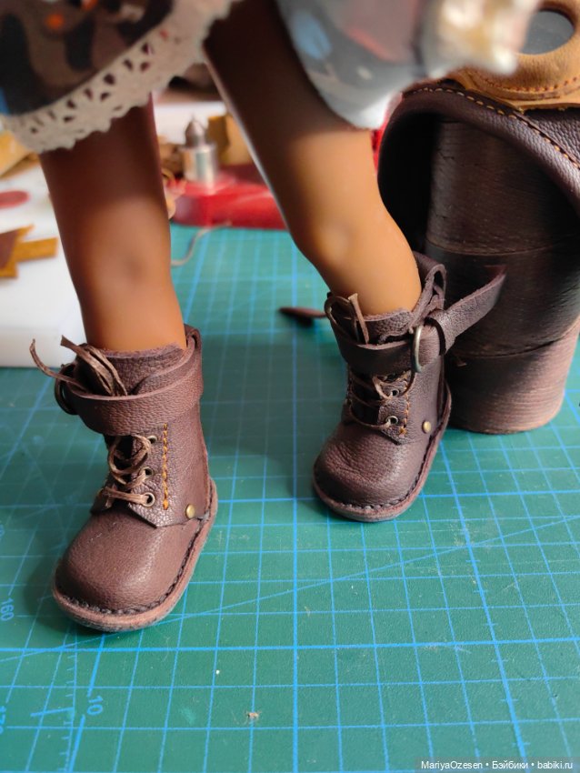 Шлем и сапоги для Паола Рейна