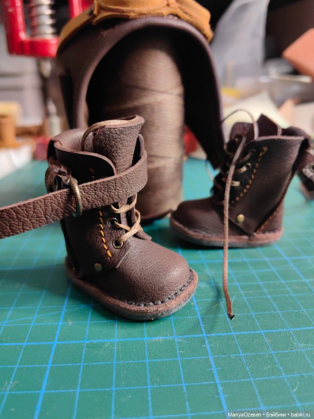 Шлем и сапоги для Паола Рейна (фото 4)