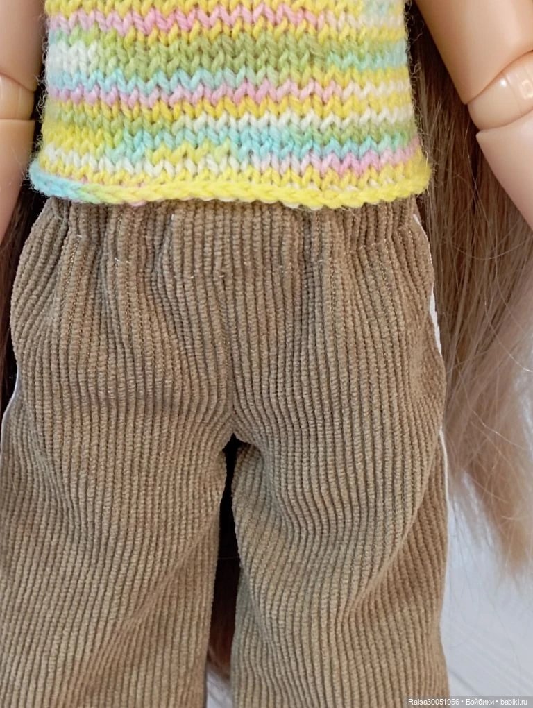 Комплект: пальто+берет брюки , кофточка вязаная и шарф для кукол Паола Рейна 32-34 см (фото 8)