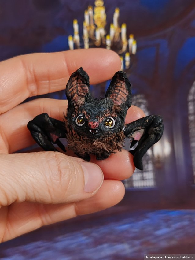 Летучий мышонок Парамон — Миниатюра для кукол (фото 2)
