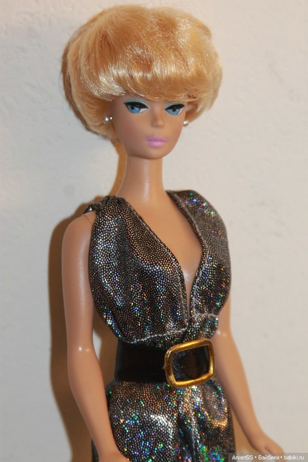 Барби 2008 Mattel Sparkling Pink Barbie Gift Set 50th Anniversary Reproduction (фото 3)