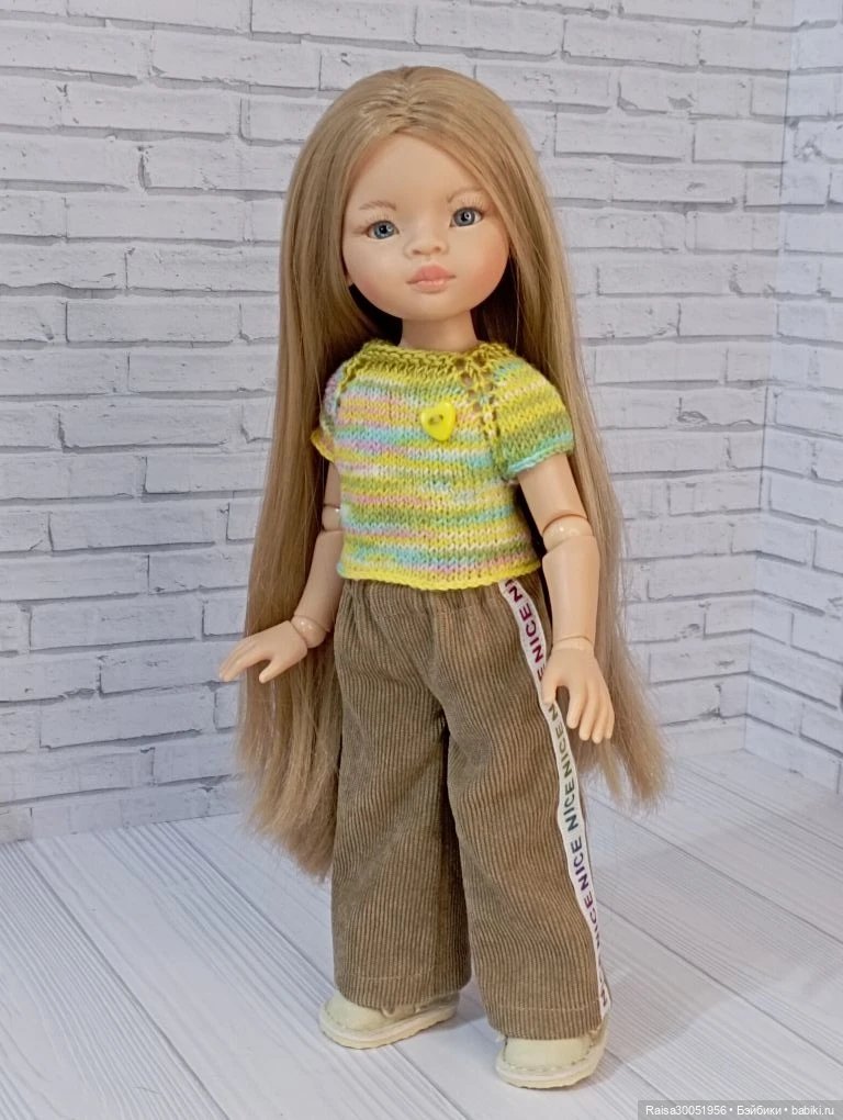 Комплект: пальто+берет брюки , кофточка вязаная и шарф для кукол Паола Рейна 32-34 см (фото 7)