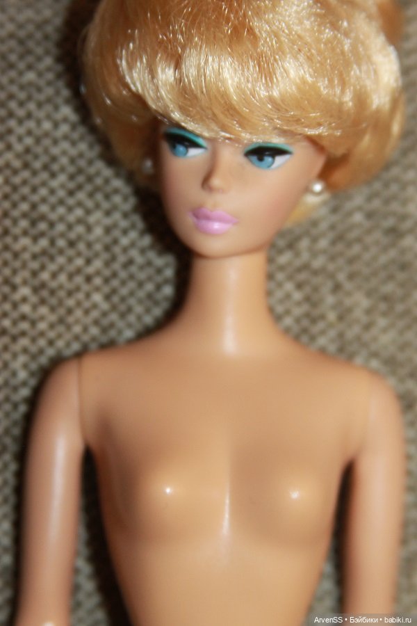 Барби 2008 Mattel Sparkling Pink Barbie Gift Set 50th Anniversary Reproduction (фото 9)