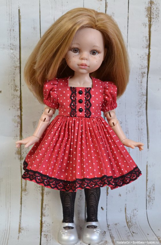 Платье на куклу Паола Рейна