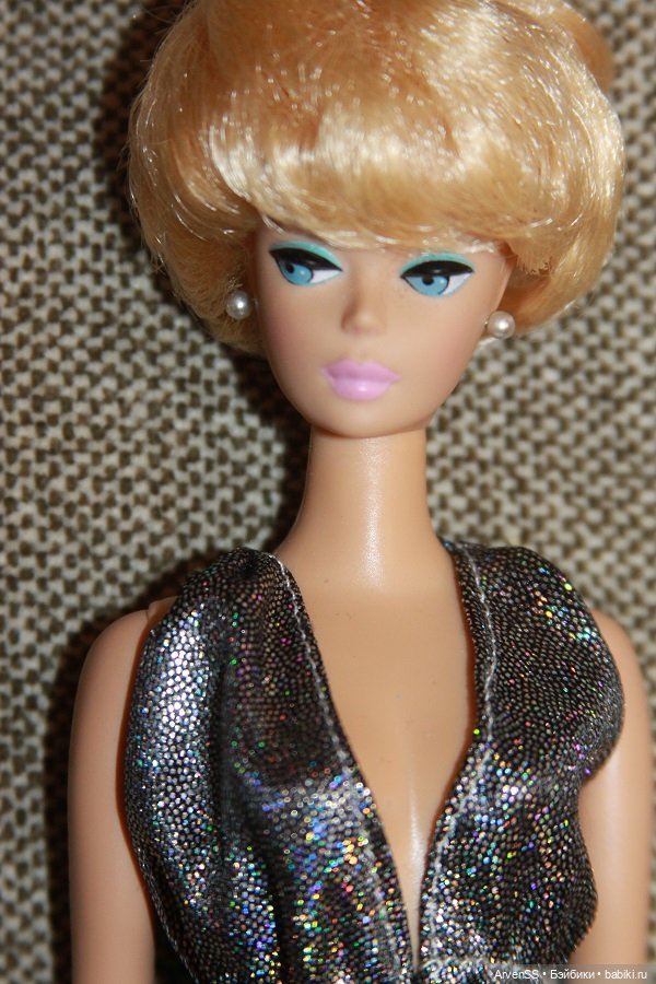 Барби 2008 Mattel Sparkling Pink Barbie Gift Set 50th Anniversary Reproduction (фото 5)