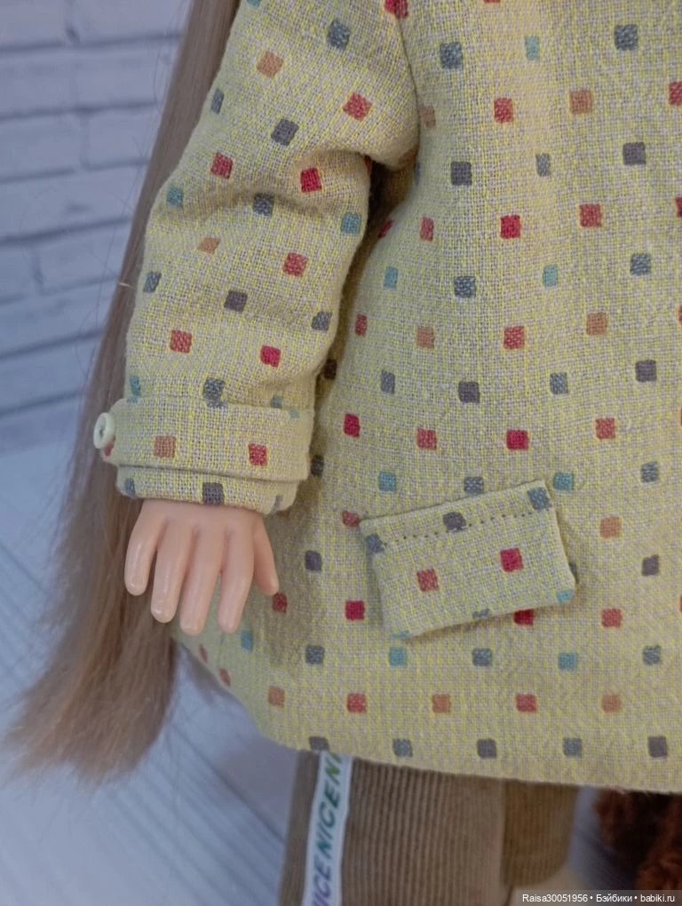 Комплект: пальто+берет брюки , кофточка вязаная и шарф для кукол Паола Рейна 32-34 см (фото 5)