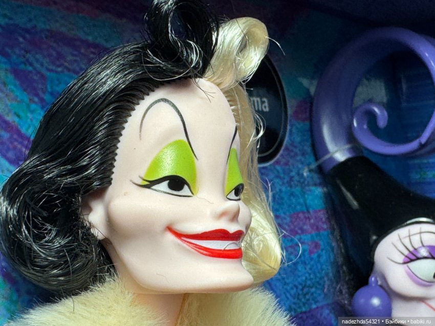 Сет - Злая Королева, Круэлла де Виль и Изма (фото 10)