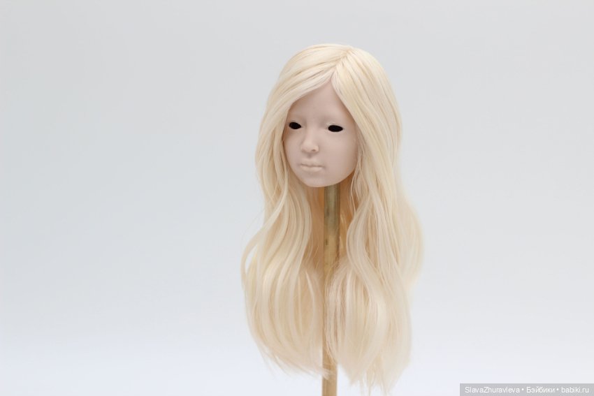 Паричок блонд для девочек Натальи Петровой 30см (фото 3)