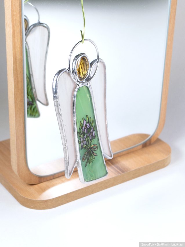 Витражный ангел "Ирисы" в технике Тиффани (фото 4)