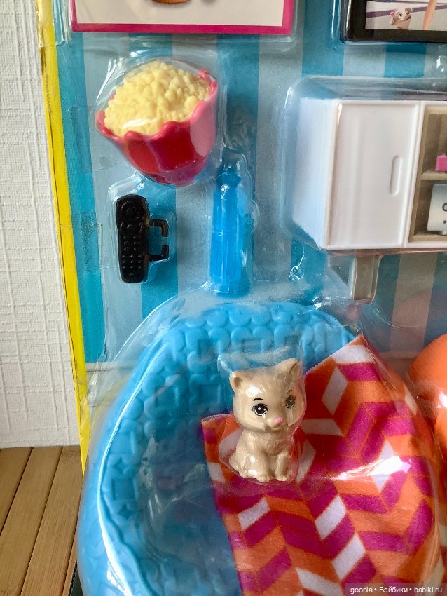 Набор гостиная Барби — Кукольная мебель (фото 2)