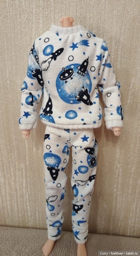 Пижамы для кукол Барби пышки и Кена