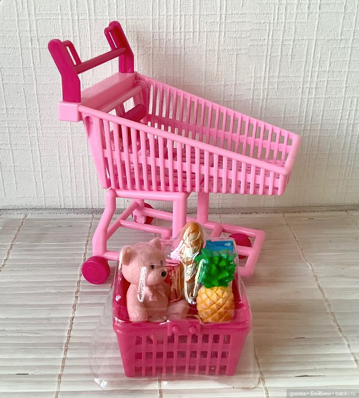 Магазинная тележка Licca с покупками