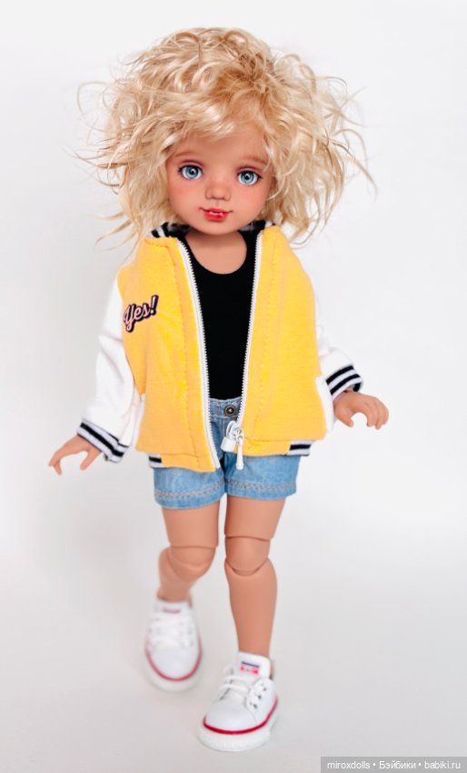 Блондиночка Яна, авторская шарнирная кукла из полиуретана, фулсет (фото 2)