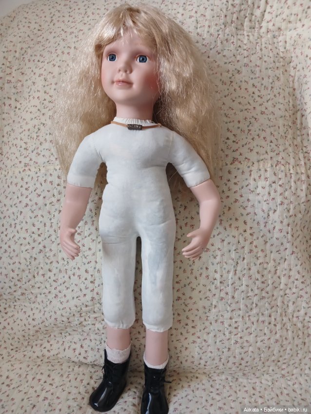 Кукла фарфоровая большая — Коллекционные куклы (фото 6)