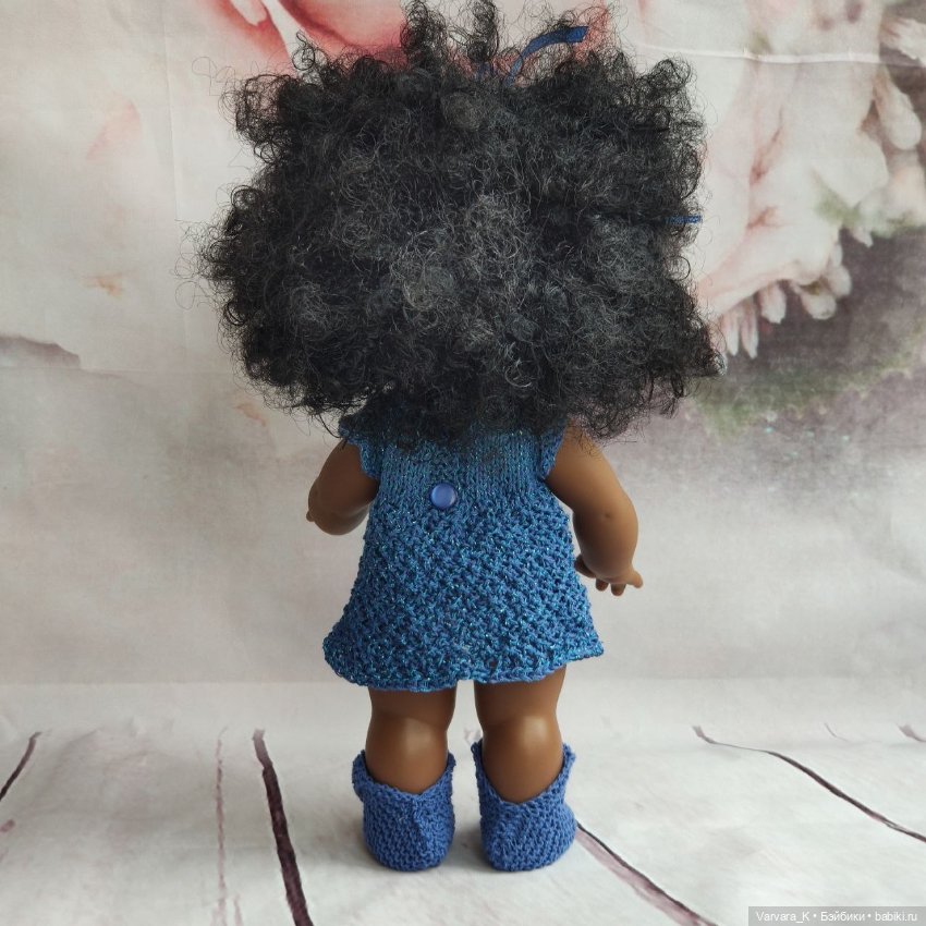 Lamagik кукла Бетти мулатка в голубом платье, синие глаза, 26 см (фото 4)