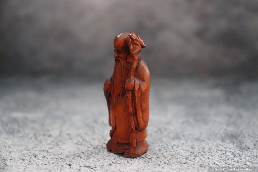 Нэцкэ "Бог счастья с персиком" (фото 2)