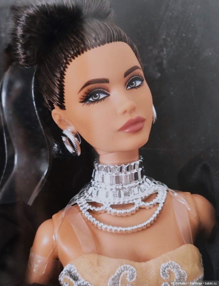 Продам Barbie Styled by Design Linda Kyaw-Merschon (фото 3)