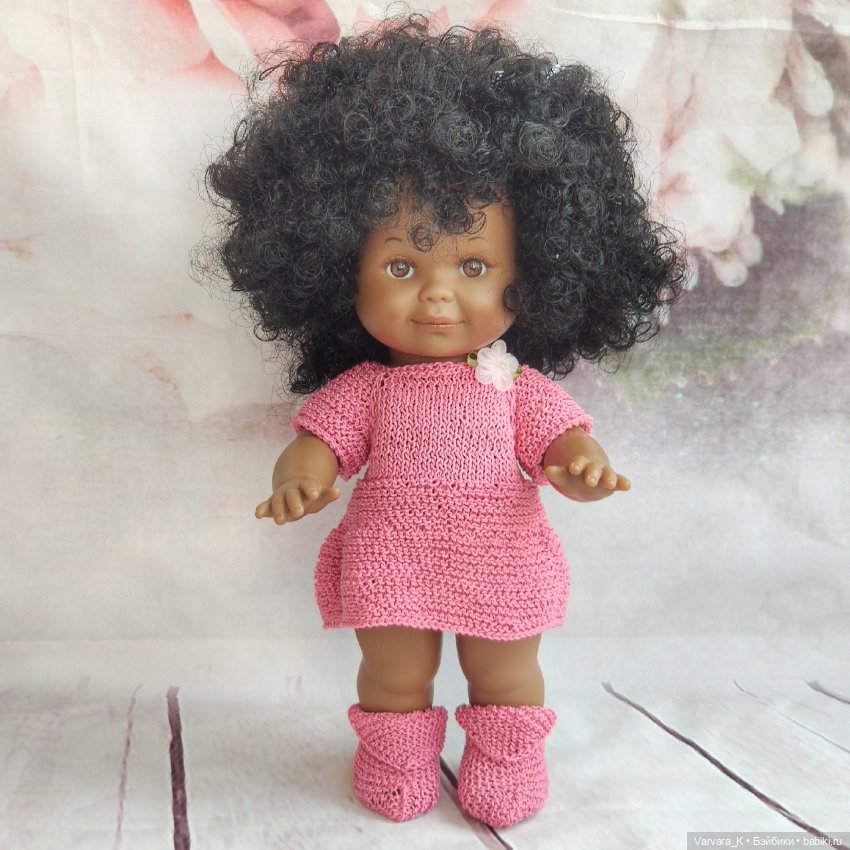 Lamagik, кукла Бетти мулатка с кудрями, карие глаза , в розовом комплекте, рост 26 см