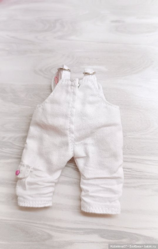 Белоснежный комбинезончик на формат пухлых тел ob11 (фото 3)