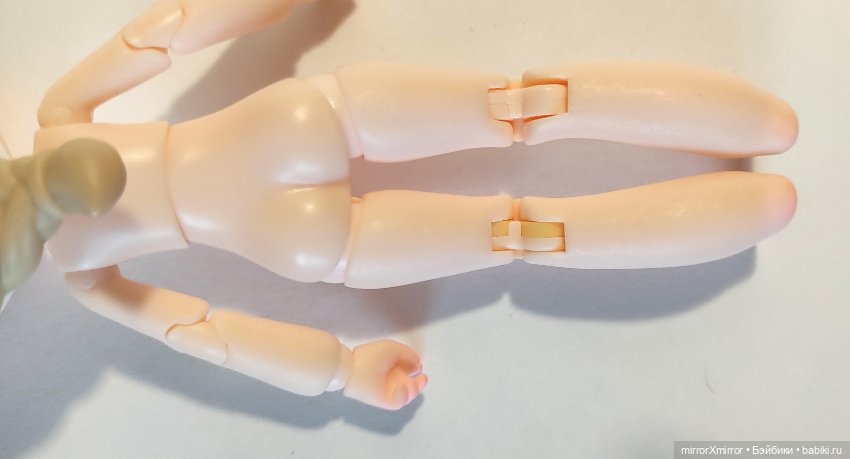 Laura Black and White Spectrum Pastoral Love Poetry (фото 6)