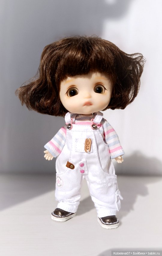 Белоснежный комбинезончик на формат пухлых тел ob11