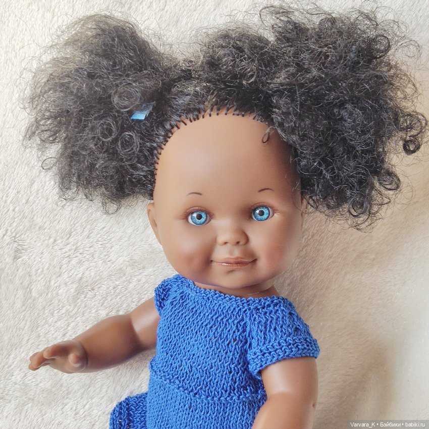 Lamagik кукла Бетти мулатка с кудрями, синие глаза, 26 см (фото 6)