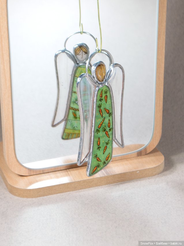 Витражный ангел "Кролик" в технике Тиффани (фото 3)