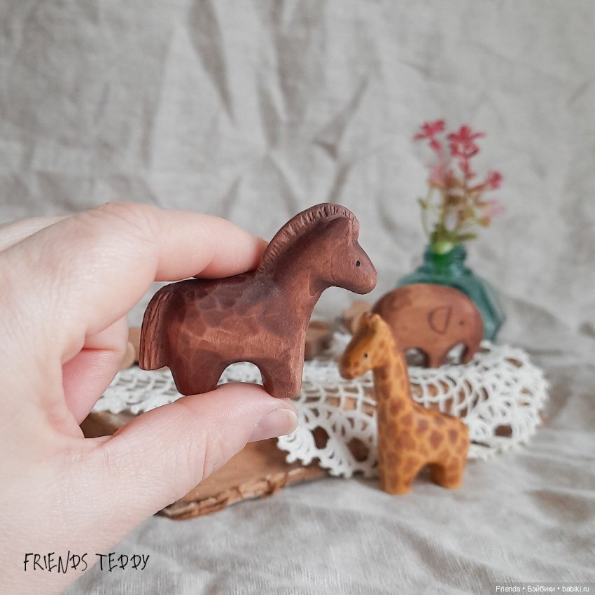 Лошадка-каталка деревянная (фото 2)