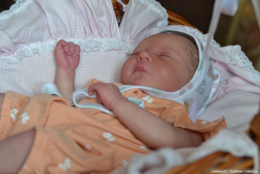 Realborn® Marissa — Куклы реборн (фото 4)