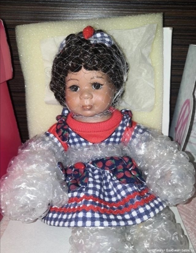 Marie Osmond Tiny Tots Stacey Strawberry AA Fruit Cup COA, Стейси Клубничка