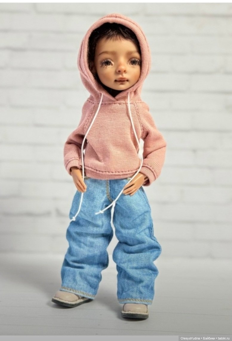 Гардероб для куколки "Жу" (фото 2)