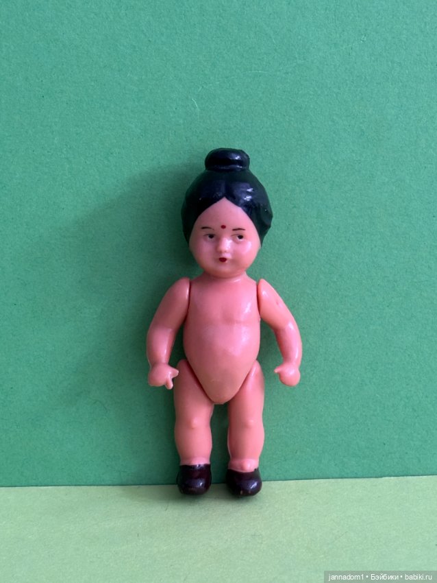 Куколка Edi индианочка из колкого пластика, высота 7 см