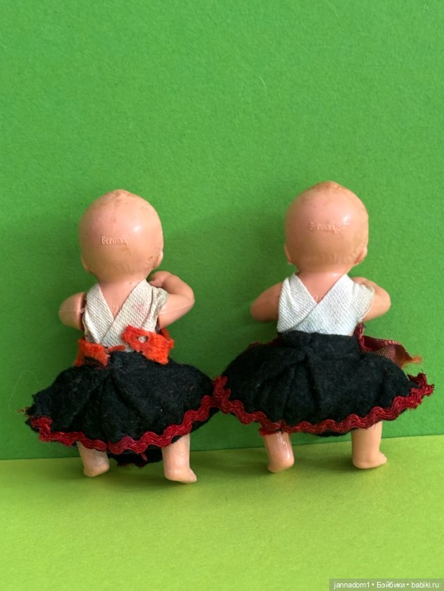 Куколки Hertwig из колкого пластика со спящими глазками, высота 7 см (фото 5)