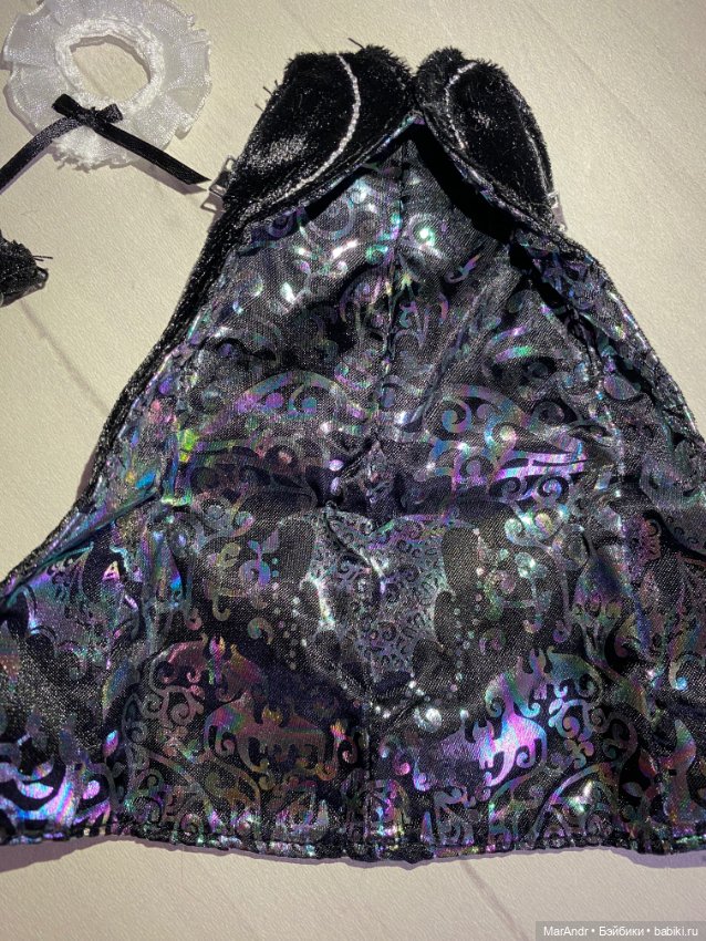 Комплект одежды от Деми Rainbow High (фото 4)