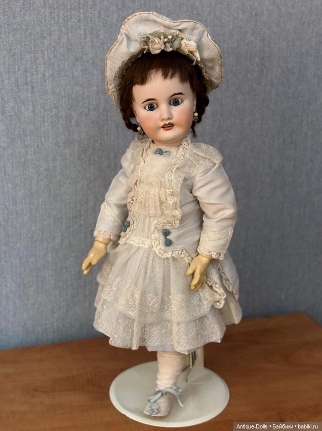 Mon Cheri L.P. Paris 10. Редкая французская антикварная кукла с механизмом ходьбы