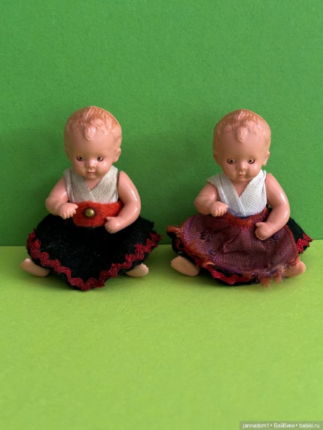 Куколки Hertwig из колкого пластика со спящими глазками, высота 7 см