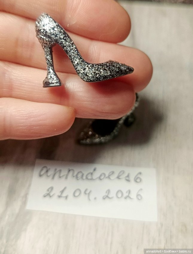 Туфли для кукол Фешн Роялти и Ню.Фейс (фото 2)