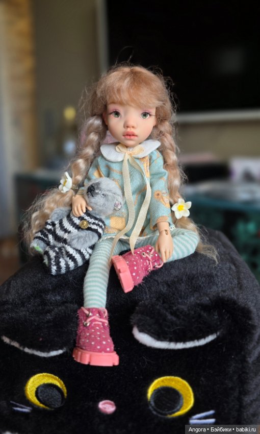 Мими от Pikacha Doll, спящее личико и парик в комплекте