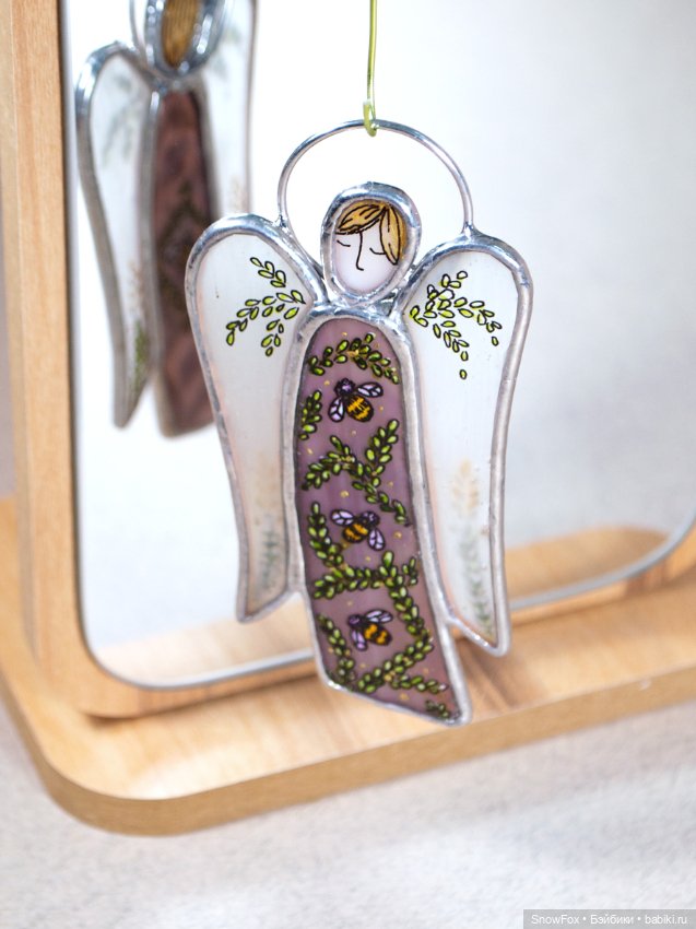 Витражный ангел "Пчелки" в технике Тиффани