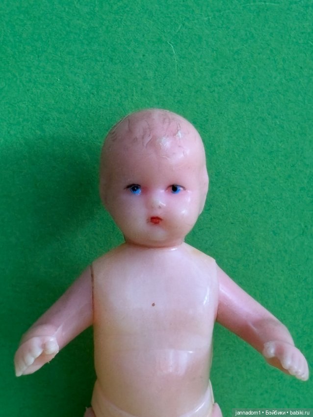 Американская куколка с рельефными волосами, высота 8,5 см (фото 4)