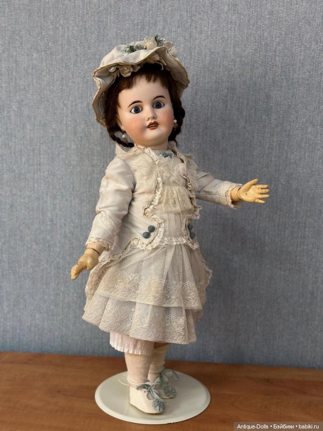 Mon Cheri L.P. Paris 10. Редкая французская антикварная кукла с механизмом ходьбы (фото 2)