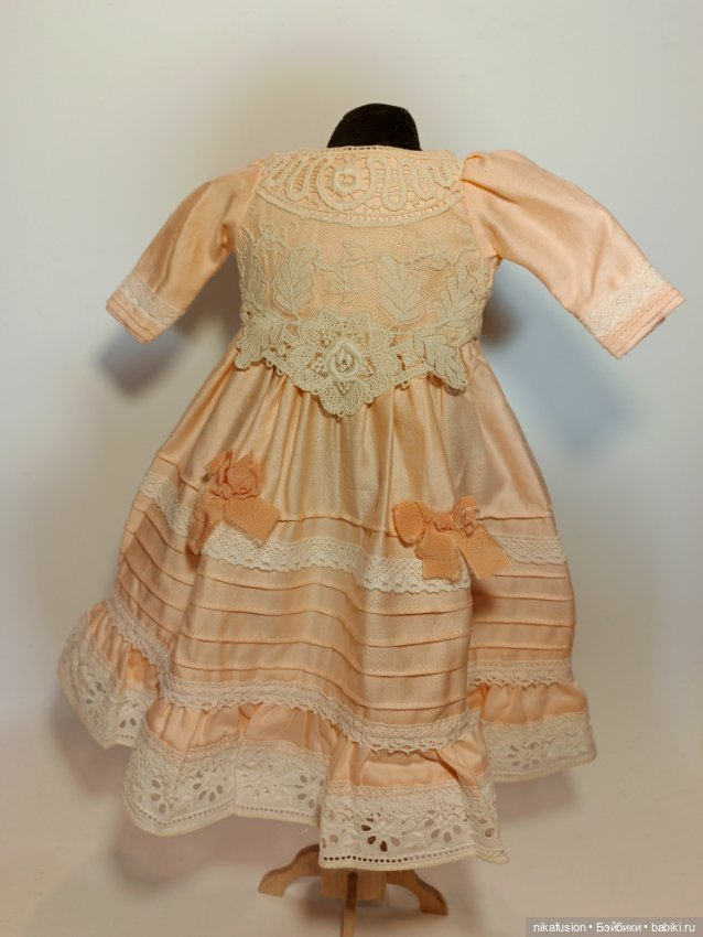 Платье на антикварную или винтажную куклу рост 40-45 см