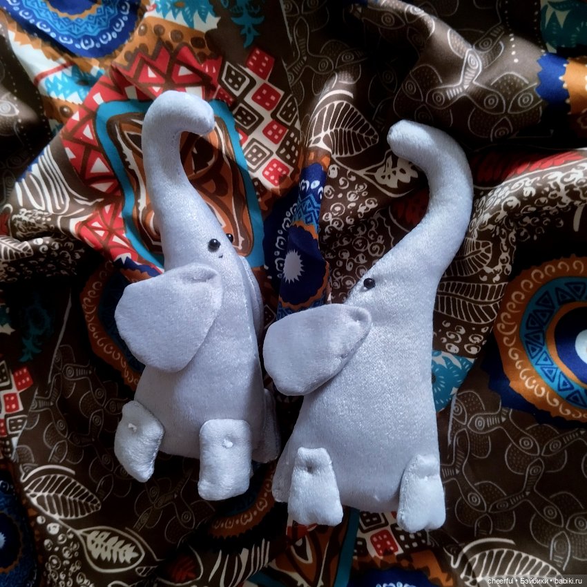 Серебряные слоники. Игрушки для кукол (фото 4)