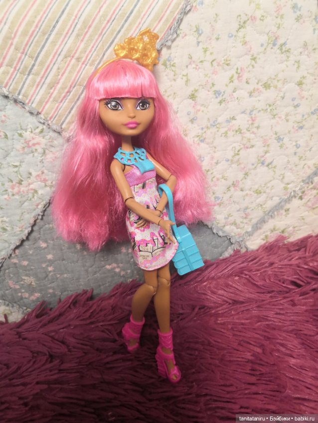 Ever After High Ginger Breadhouse Book Party