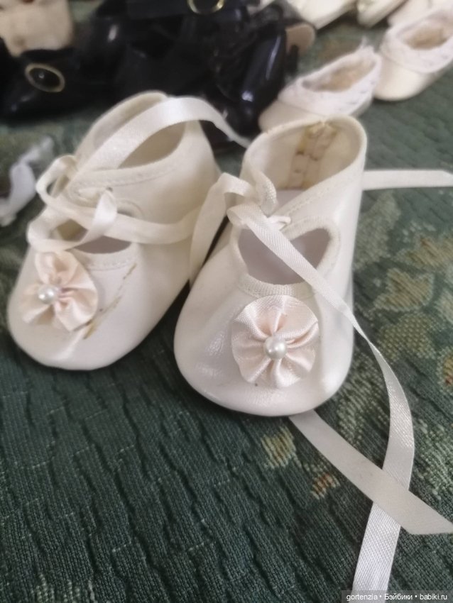 11 пар обуви — Одежда (фото 6)