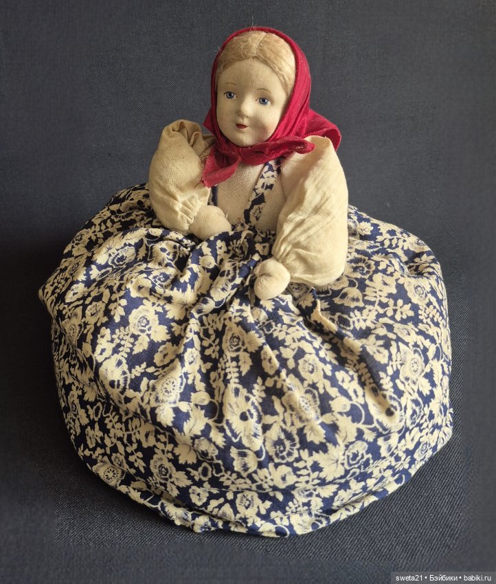 Русская артельная кукла-грелка