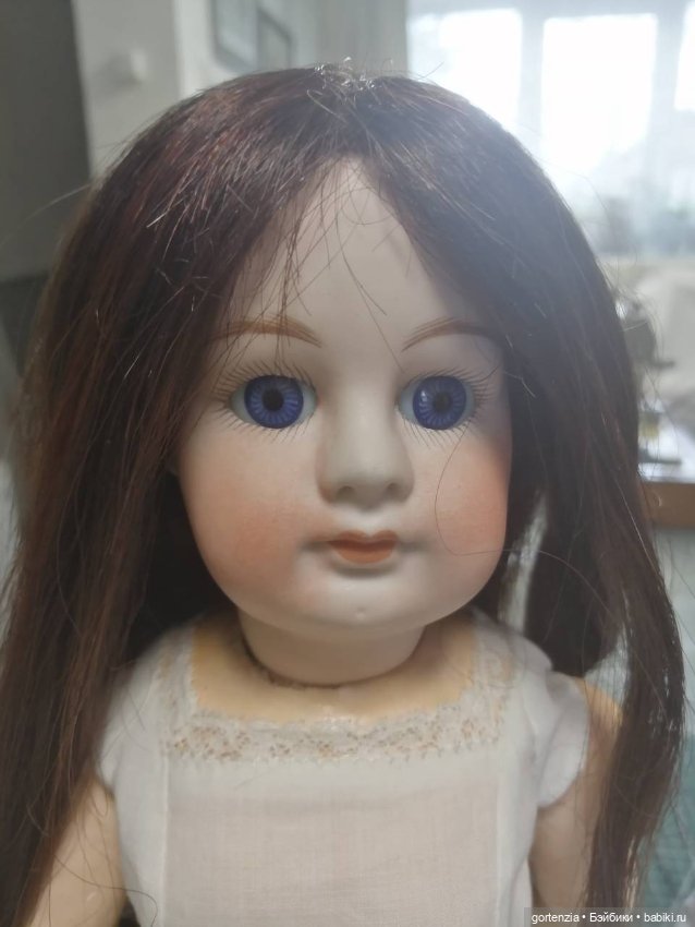 Парик фабричный из натуральных волос (фото 3)