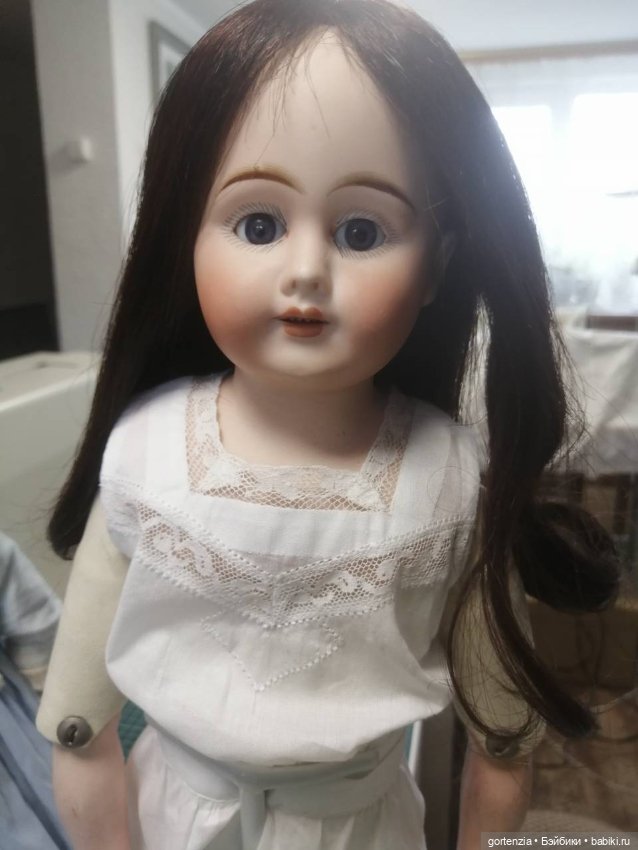 Парик фабричный из натуральных волос (фото 6)